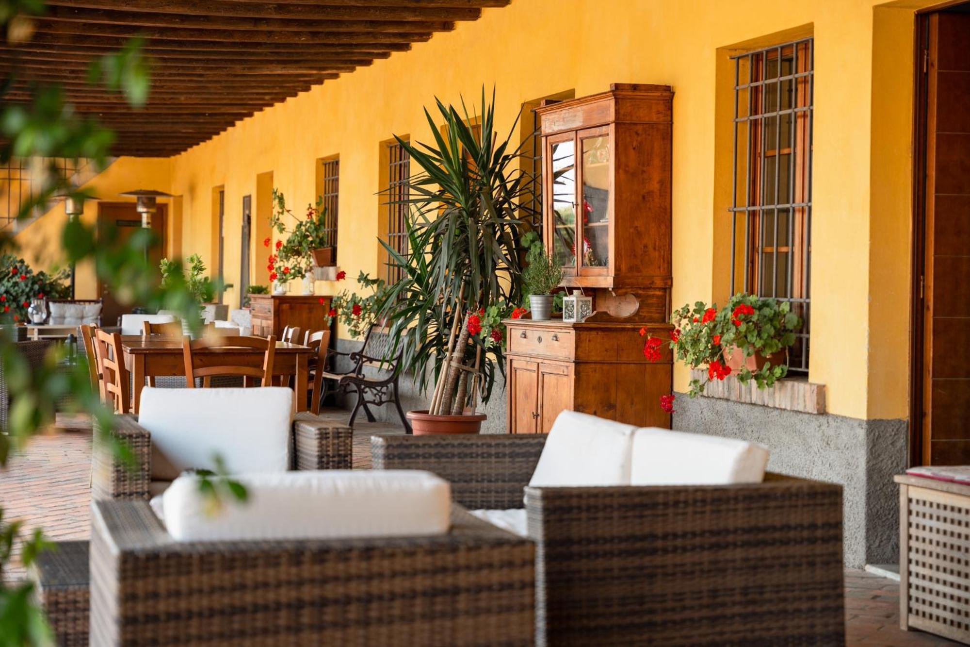 Agriturismo Bassanella Treviglio Luaran gambar